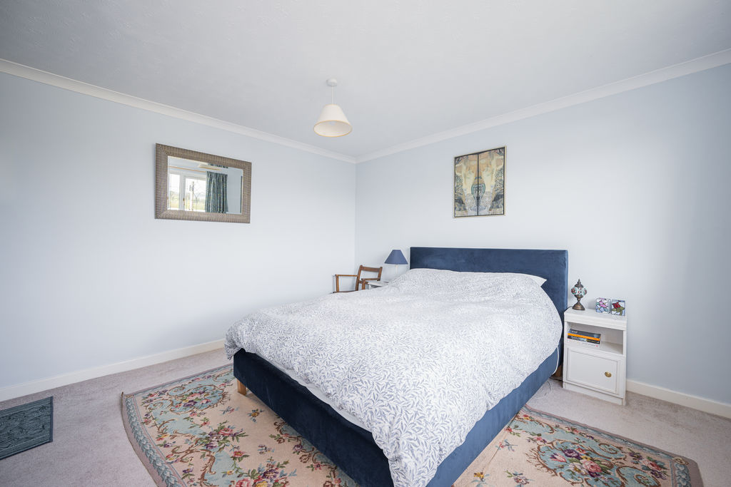 Bedroom- click for photo gallery